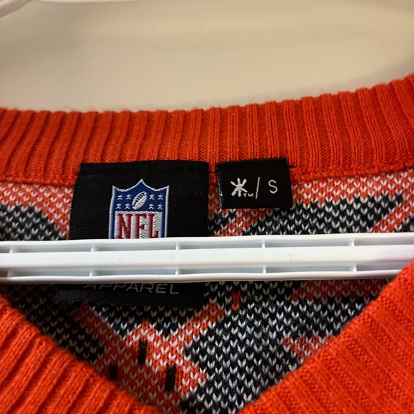 The cubs ugly Christmas sweater - Picture 2 of 3